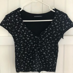Brandy Melville Gina Top